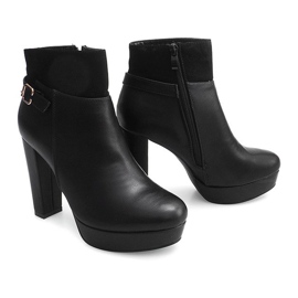Boots On A Post 6967 Negro 2