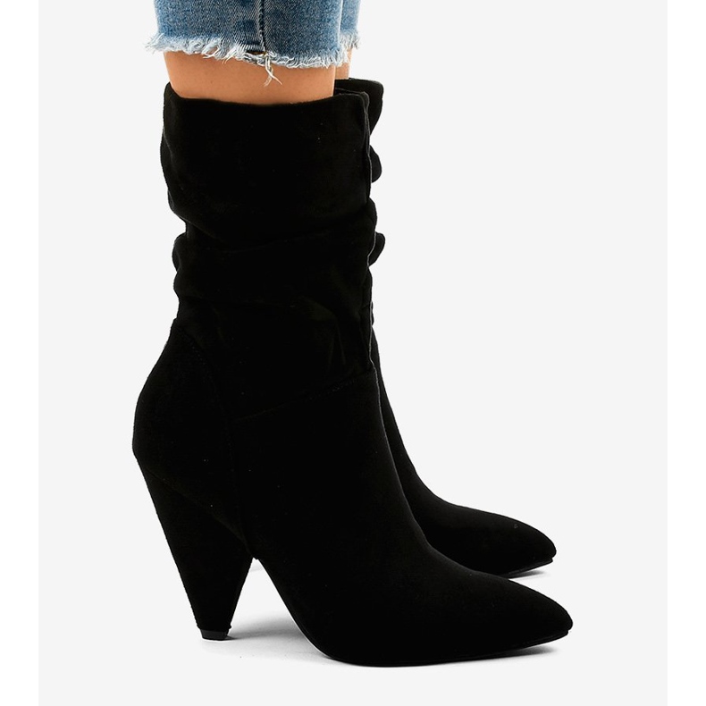 Botines de ante negro en el poste LS5062 2