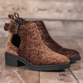 Corina Botas de terciopelo marrón 2