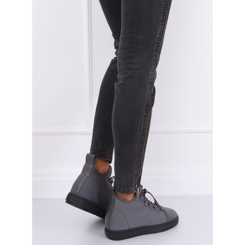 Zapatillas grises de neopreno con aislamiento gris XY-35 1 Zapatillas grises de neopreno con aislamiento gris XY-35 1