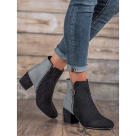 Filippo Botas con patrón negro 1 Filippo Botas con patrón negro 1