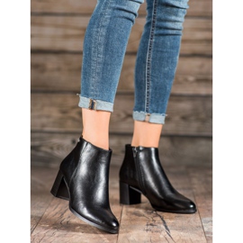 Botas en un poste VINCEZA negro 2 Botas en un poste VINCEZA negro 2