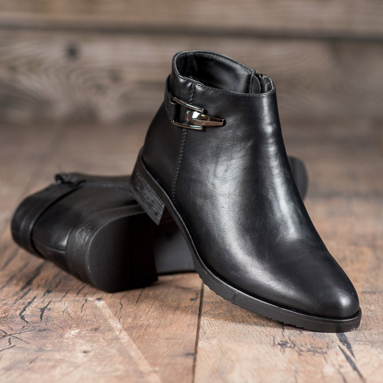 JESSI Botines negros con adorno 1