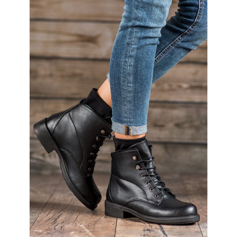 Bestelle Botas clásicas con cordones negro 1