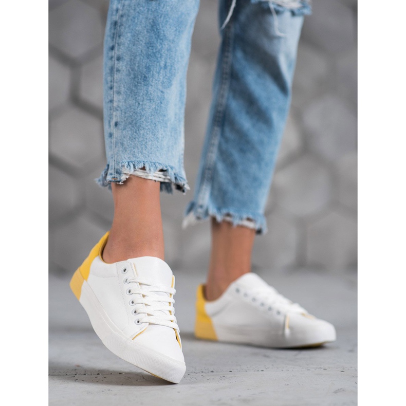 Bestelle Zapatillas de cuero ecológico blanco 1