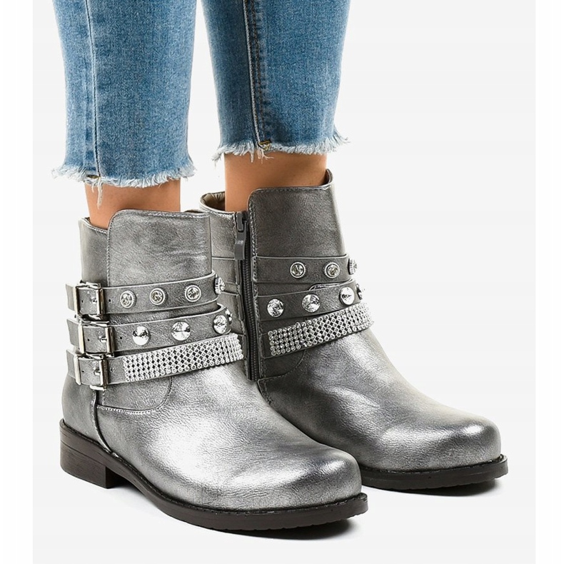 Botas grises ricamente decoradas LL179 1