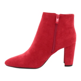 Botas en el poste de Sergio Leone 548 rojo 2