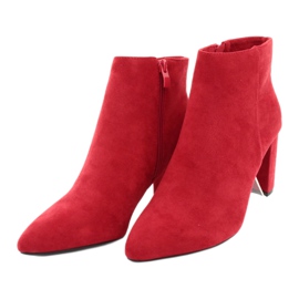 Botas en el poste de Sergio Leone 548 rojo 3