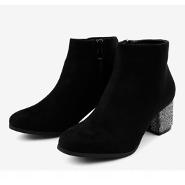 Botas negras elegantes en el poste WL-135 negro 3
