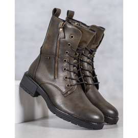 Vinceza Trabajadores de moda verde 2