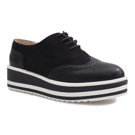 Zapatos con cordones negros de Paulette 1