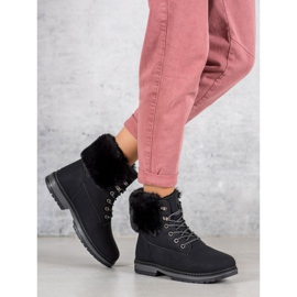 SDS Tramperos negros con piel 1 SDS Tramperos negros con piel 1