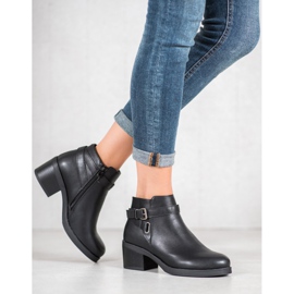 Anesia Paris Botas en un poste negro 3