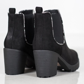 Erynn Botines Chelsea de ante en la plataforma negro 2