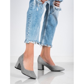 Seastar Bombas comprobadas blanco negro 1 Seastar Bombas comprobadas blanco negro 1