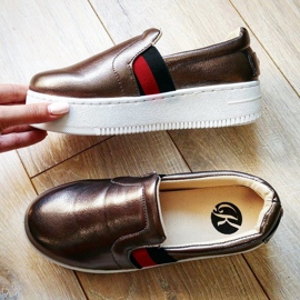 Kylie Slipons en la plataforma gris 6