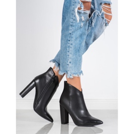 Seastar Botas elegantes en un poste negro 4