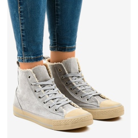 Zapatillas grises con aislamiento T-040 1 Zapatillas grises con aislamiento T-040 1