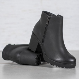 J. Star Botas en la plataforma negro 3
