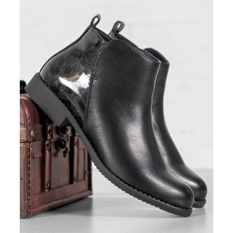 J. Star Botas de tacón plano negro 2