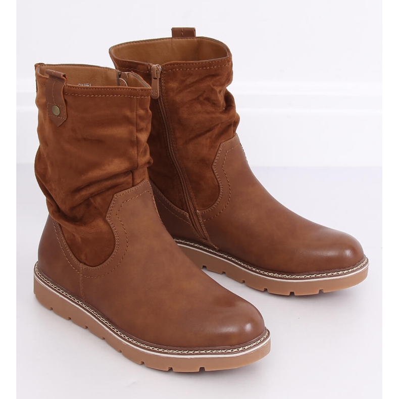 Botas con suela camel grueso BM-9062 Camel marrón 1