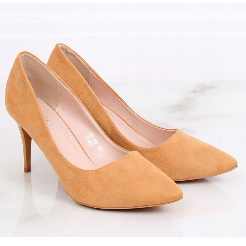 Zapatos de salón en un cómodo tacón camel NF-49P Camel amarillo 1