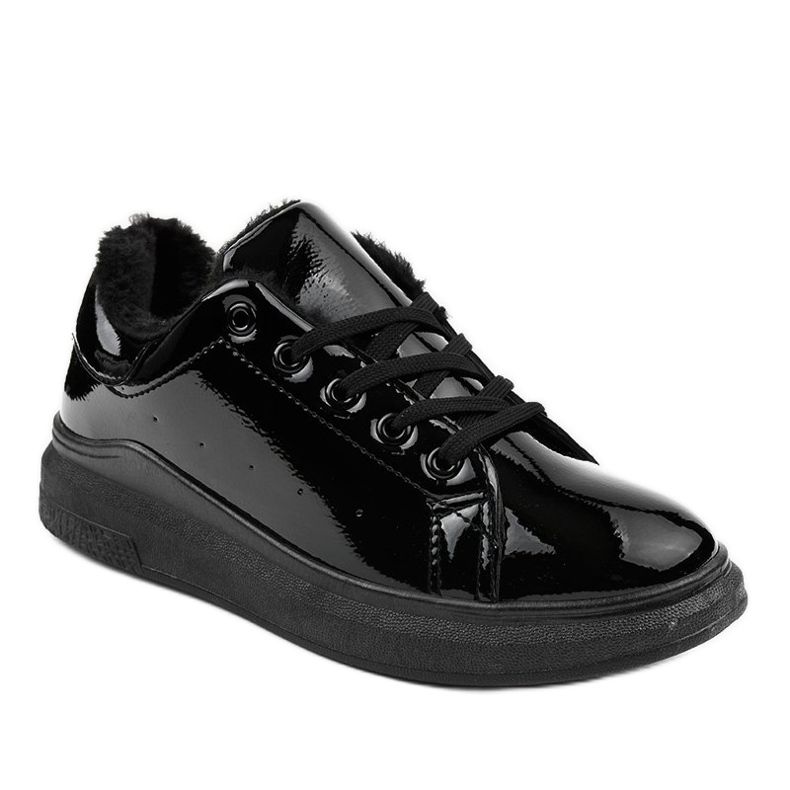 Zapatillas negras aisladas TL140-1 negro 1 Zapatillas negras aisladas TL140-1 negro 1