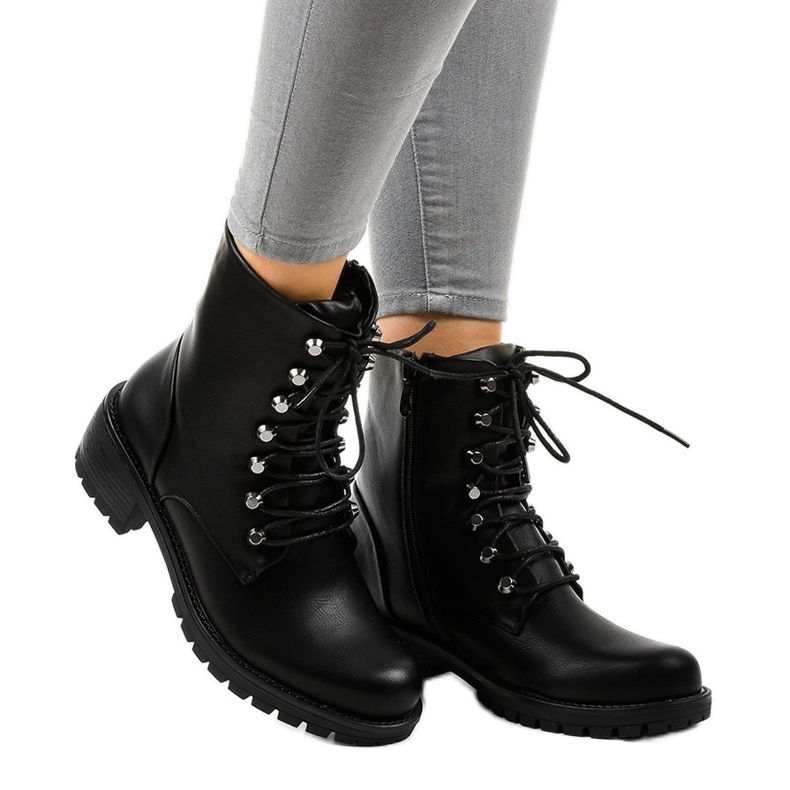 Botas militares negras aisladas K-9922 negro 1