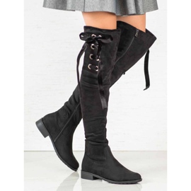 Ideal Shoes Botas mosqueteras con cinta negro 3