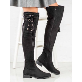 Ideal Shoes Botas mosqueteras con cinta negro 4