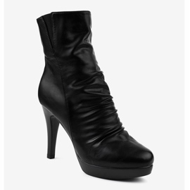 Botas negras aisladas GFA418 negro 1 Botas negras aisladas GFA418 negro 1