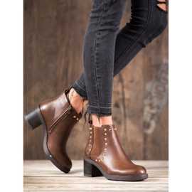 Top Shoes Botas con tachuelas marrón 2