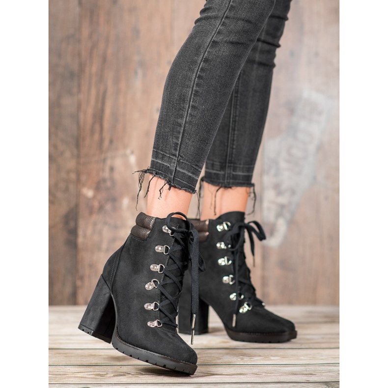 Sweet Shoes Botines con cordones en un poste negro 2