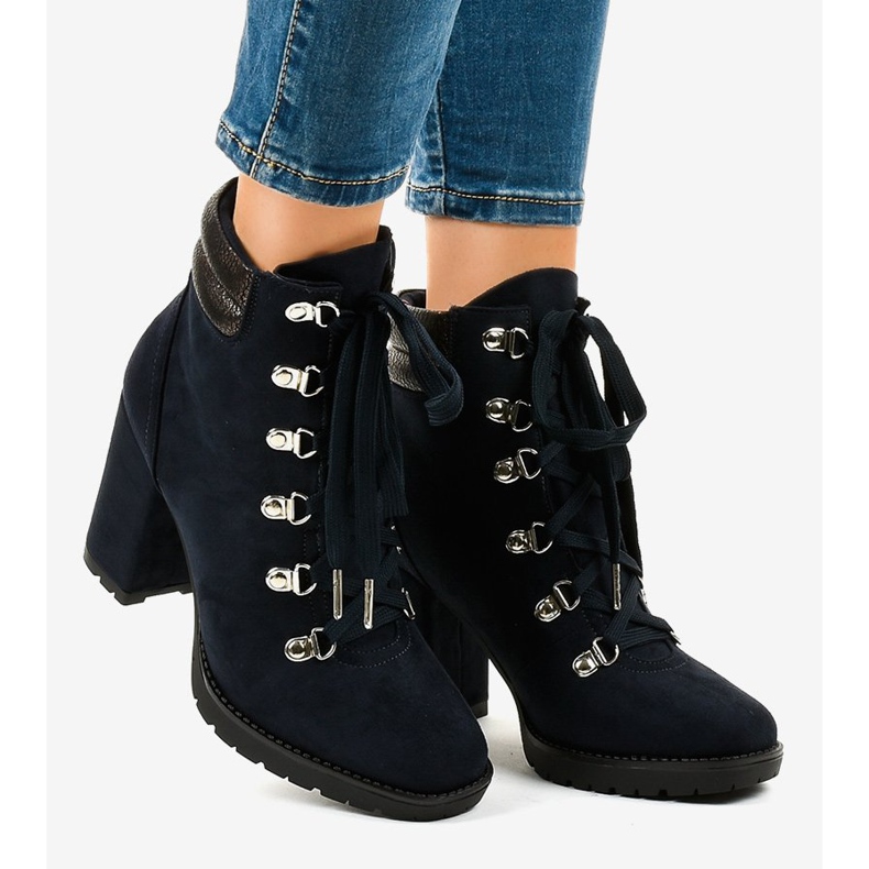 Botines trapper de gamuza azul marino en el poste 8992 2