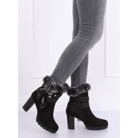 Botas negras de tacón con pelo SP05 Negro 3