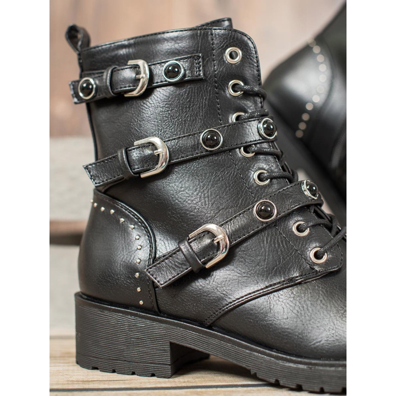 Cm Paris Trabajadores negros con cuentas 1