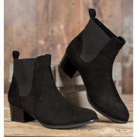 Kylie Botas Chelsea clásicas negro 1
