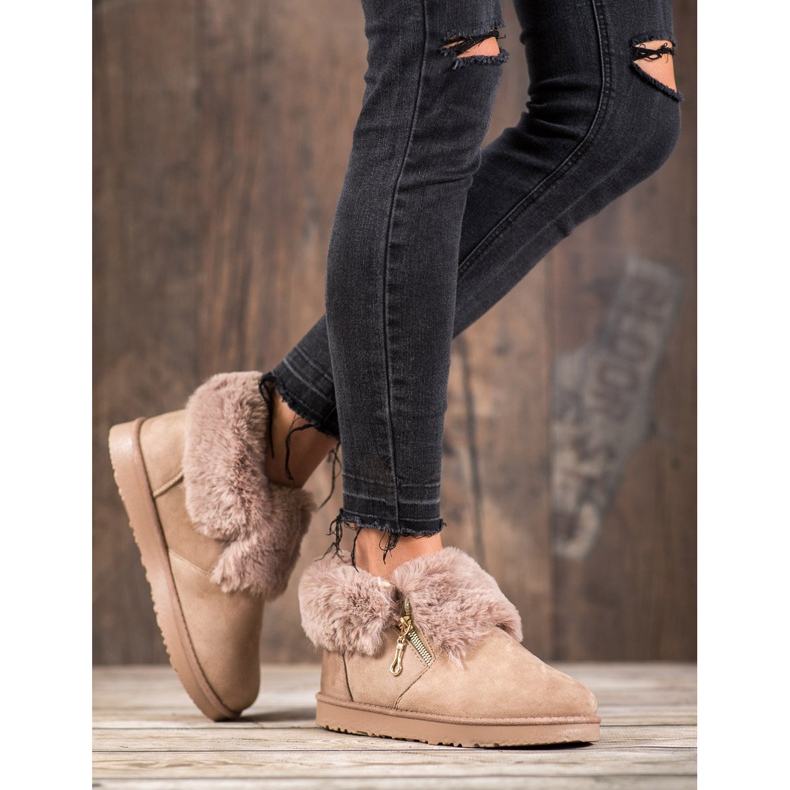 Kylie Mukluki bajo con piel marrón 1