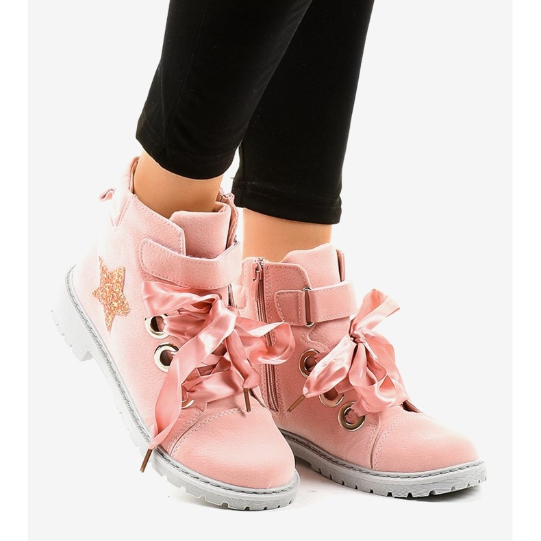 BM Bota de montaña rosa con estrella TL51-4 1