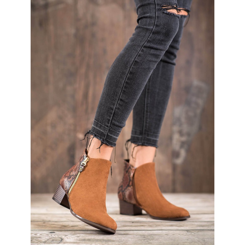 Kylie Botas camel con estampado de serpiente marrón 2