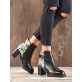 Seastar Botas de plataforma con estampado de serpiente negro 1