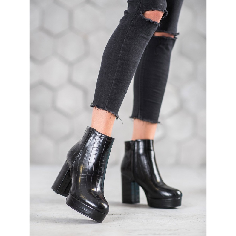 Small Swan Botas en la plataforma negro 1