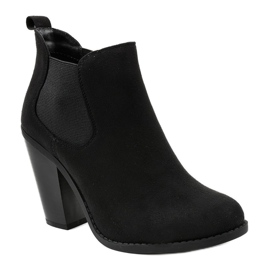 Botines de ante negro en el poste H305 1