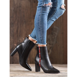 SHELOVET Botas con cinturón decorativo negro 2