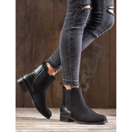 Erynn Botas negras Jodhpur con estampado de serpiente negro 1