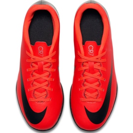 Calzado de fútbol Nike Mercurial Vapor X 12 Club Gs CR7 Tf Jr AJ3106 600 multicolor rojo 2 Calzado de fútbol Nike Mercurial Vapor X 12 Club Gs CR7 Tf Jr AJ3106 600 multicolor rojo 2