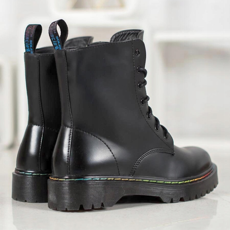 Bella Paris Trabajadores atados negro 1