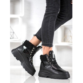 Bella Paris Zapatillas con piel de oveja negro 8