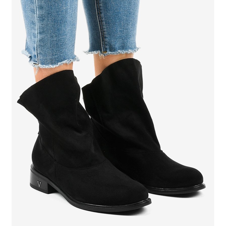 Botas negras planas aislantes 6672-6 negro 1 Botas negras planas aislantes 6672-6 negro 1