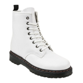 Botas blancas aisladas DJH01-1 blanco 1 Botas blancas aisladas DJH01-1 blanco 1